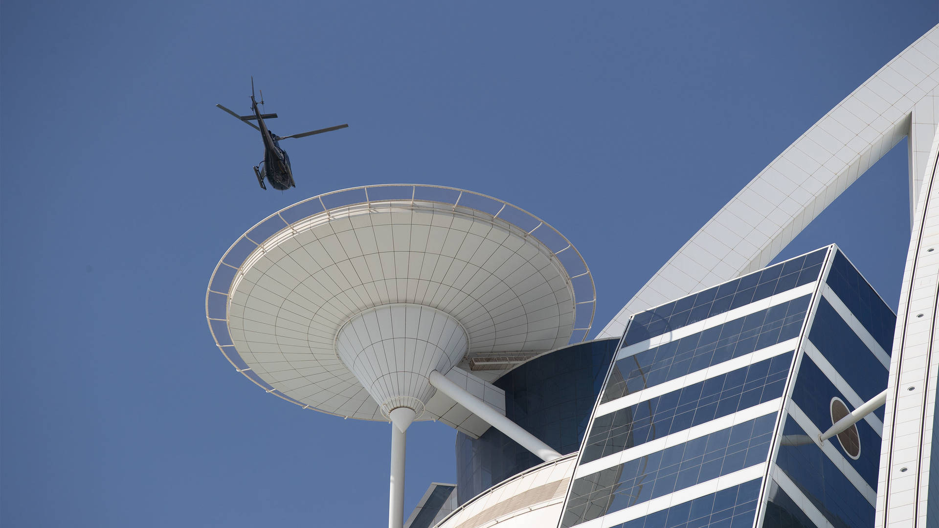 Jumeirah Beach Hotel Helipad