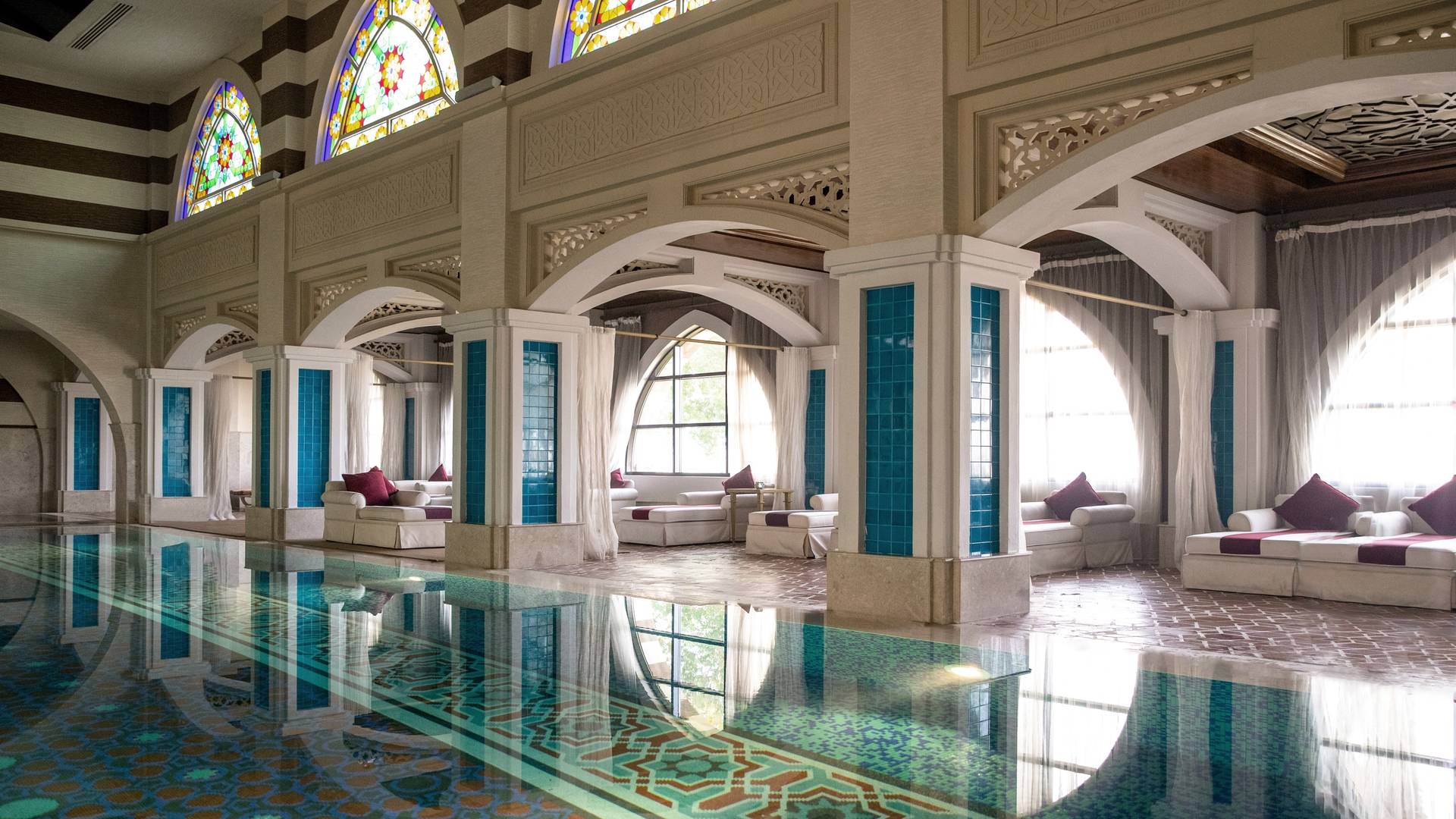 The thalassotherapy pool at Jumeirah Zabeel Saray