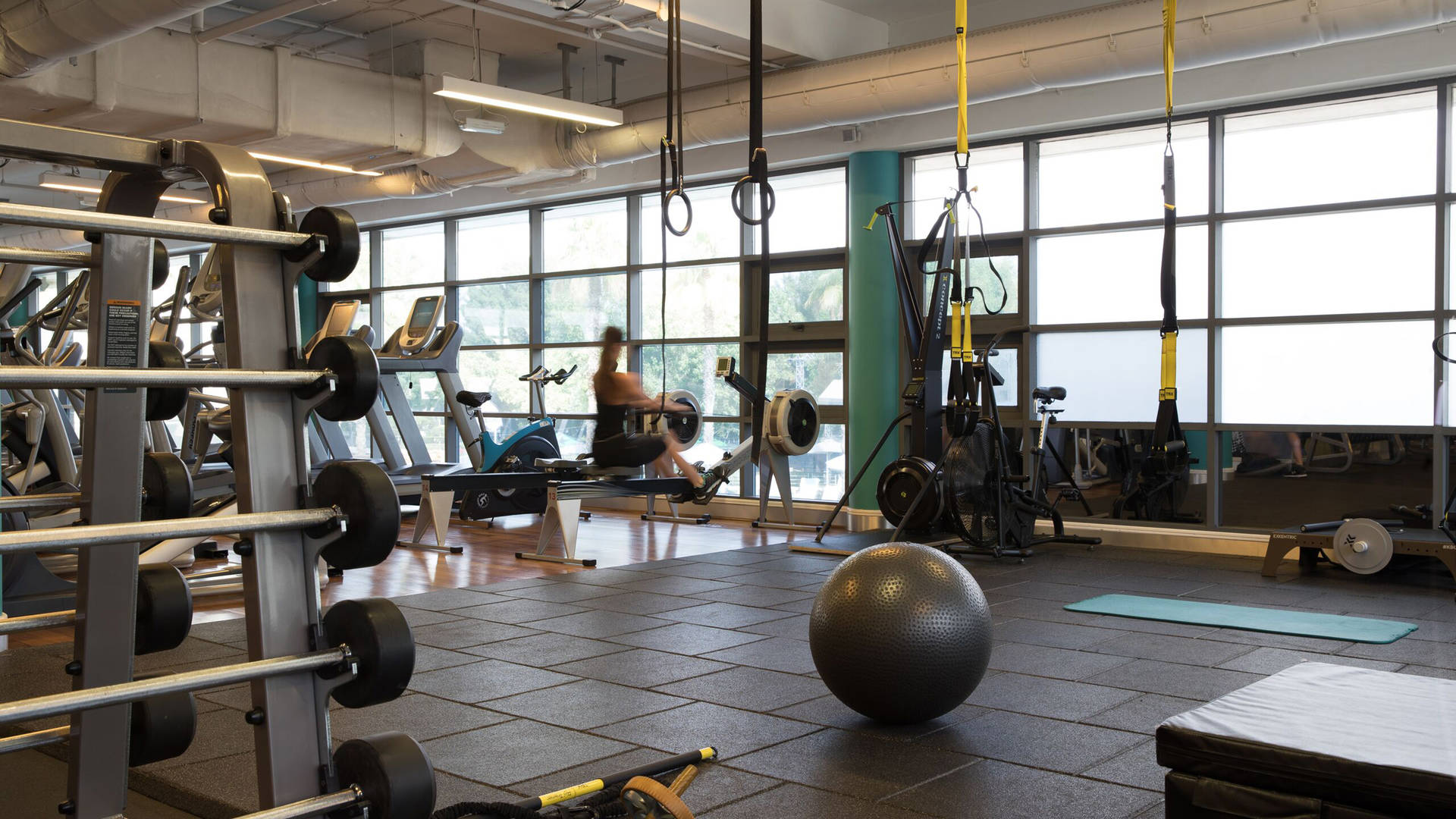 Jumeirah Creekside Hotel Aviation Club Gym