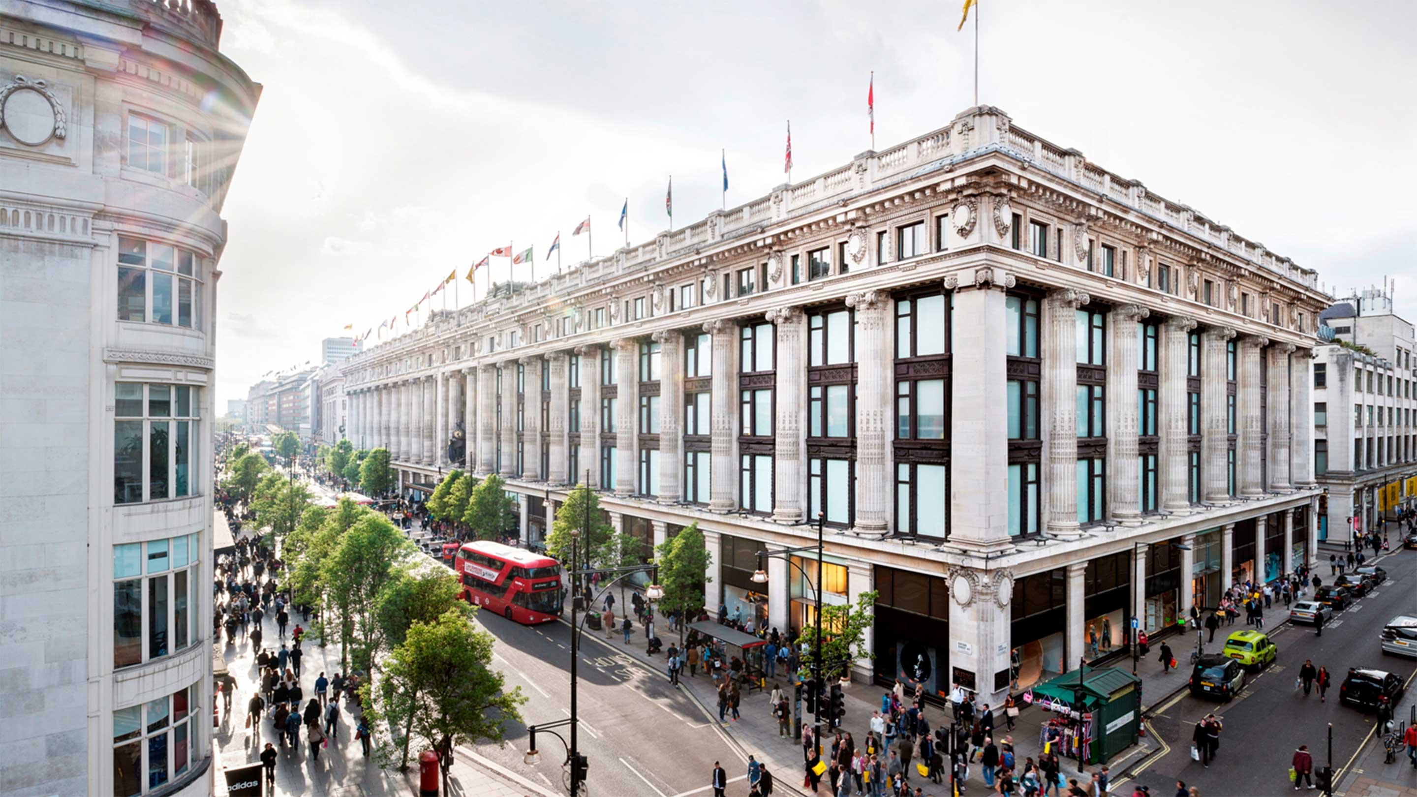 16-9_Selfridges-iStock_Andrew-Meredith