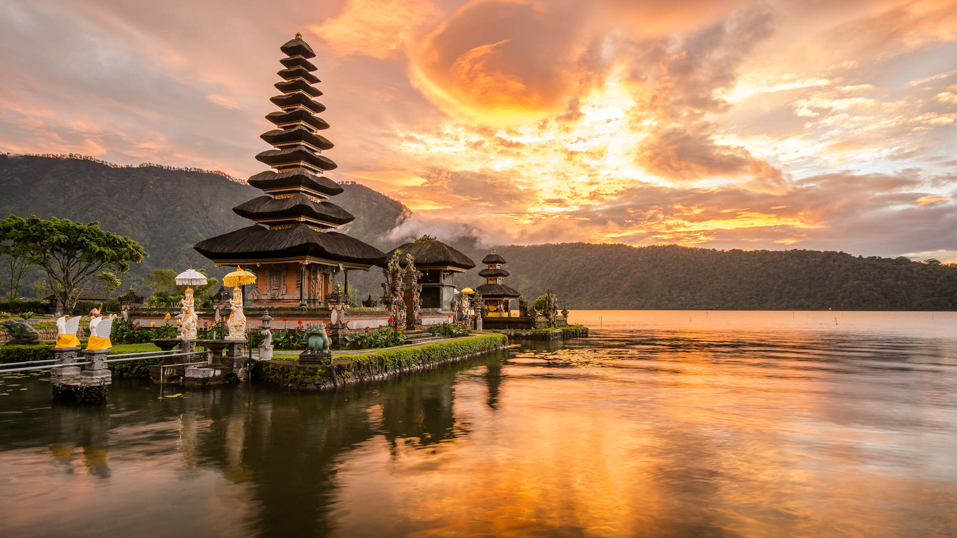 Ulun Danu Bali Temple